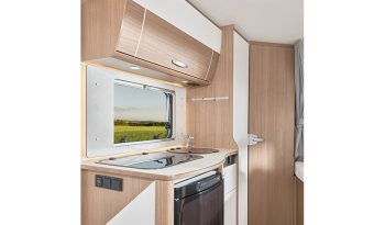 Carado T 135 lakóautó – francia stílusú hátsóággyal full