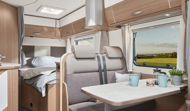 Carado T 135 lakóautó – francia stílusú hátsóággyal full