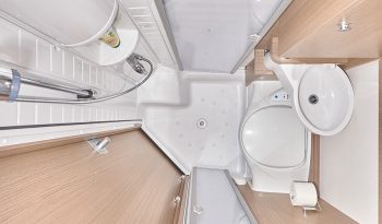 Carado T 135 lakóautó – francia stílusú hátsóággyal full